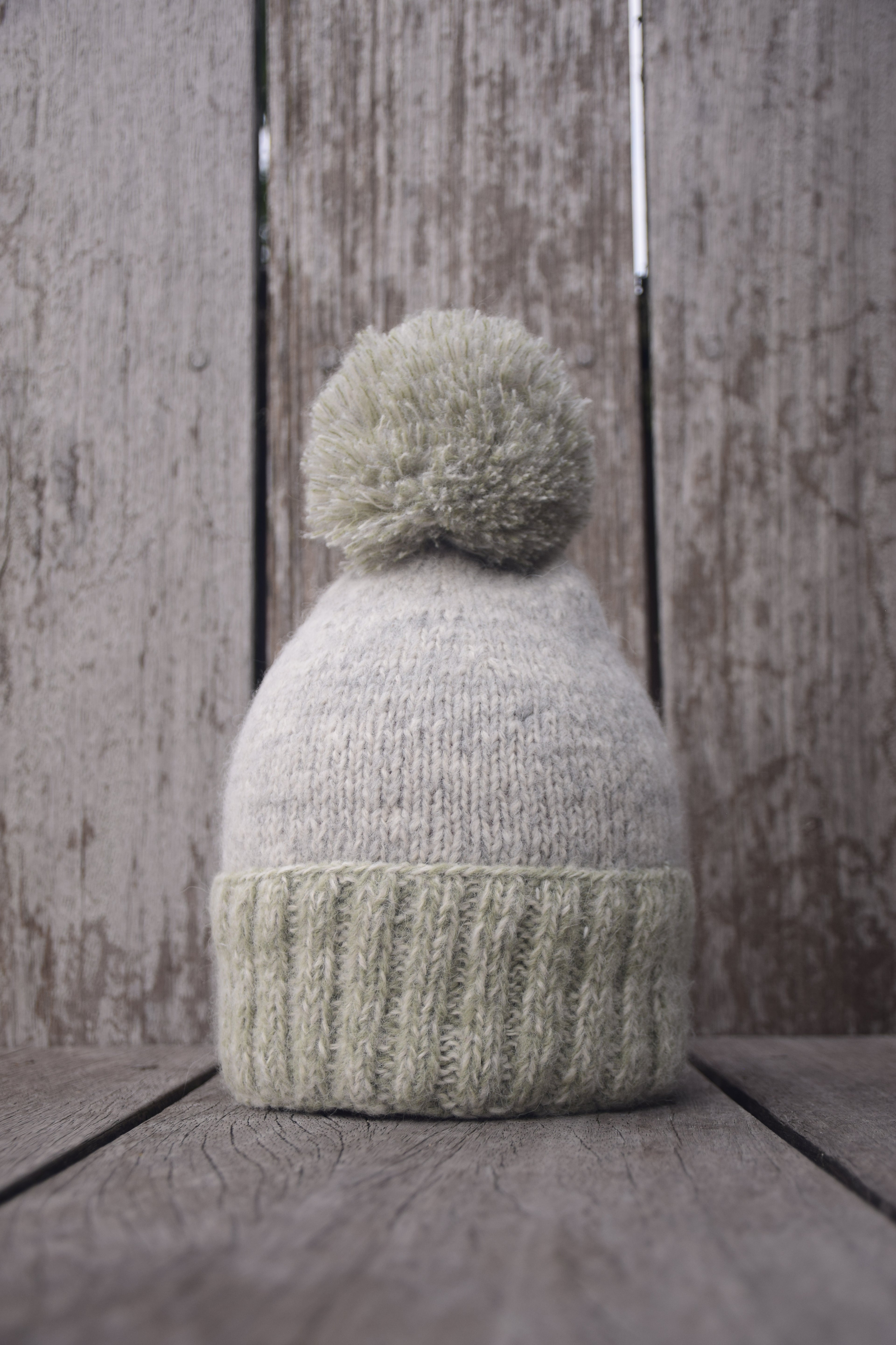 ZITA alpaca hat moss green/cloudy white/light grey