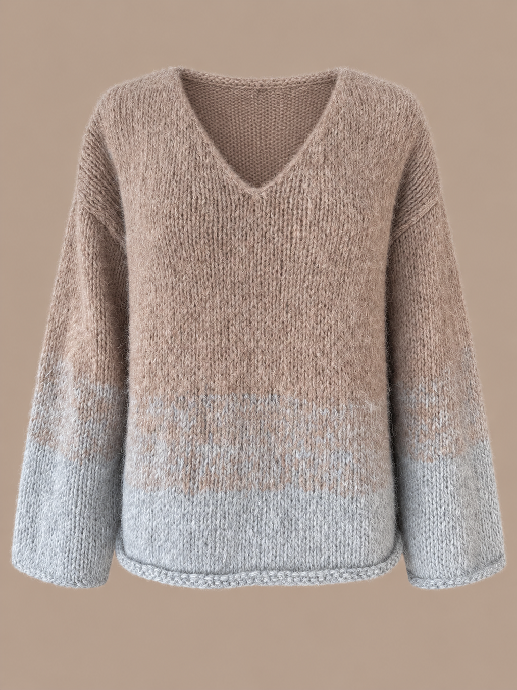 Eloïse ~ alpaca v-sweater, sand dégradé