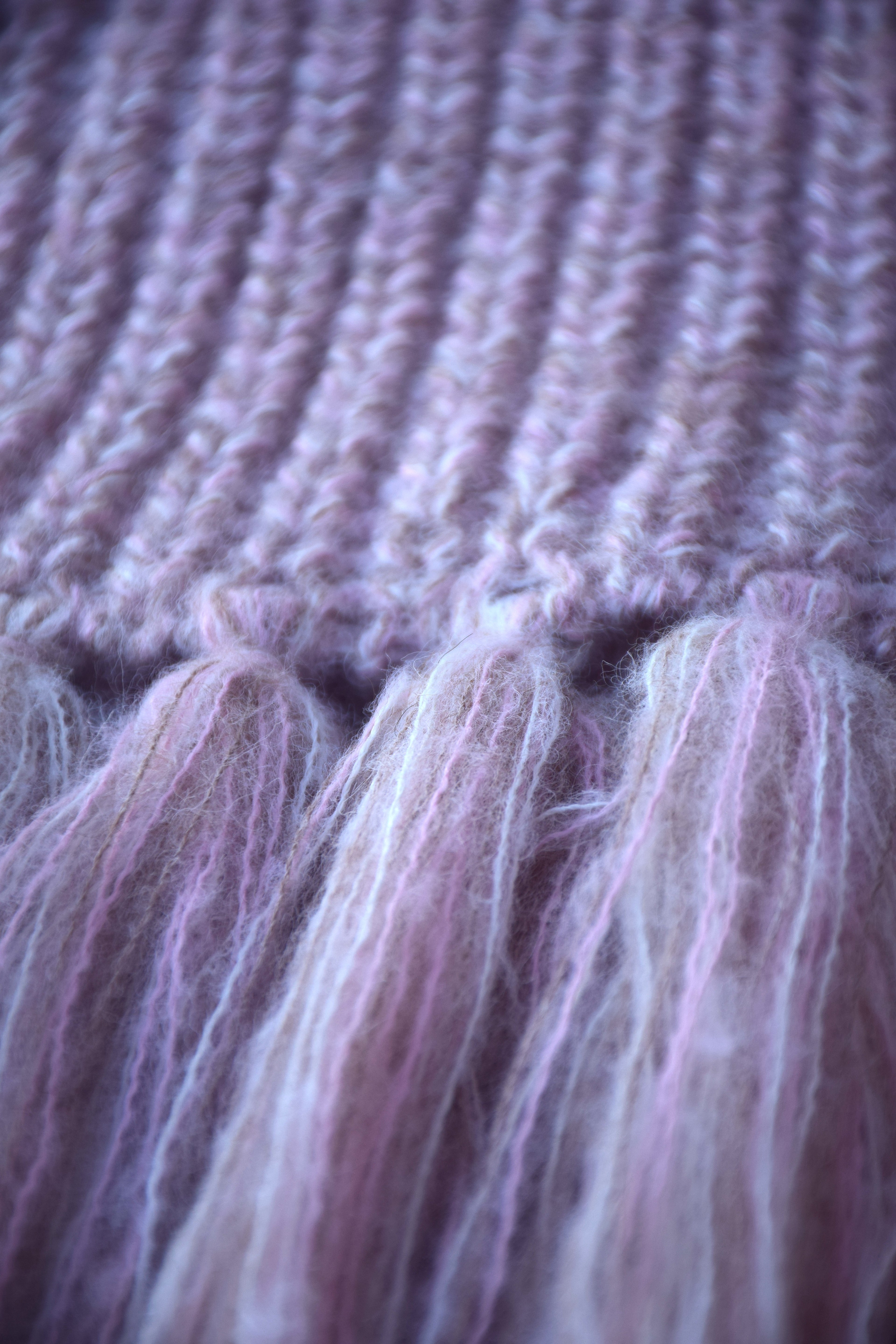 ELARA alpaca scarf with fringes