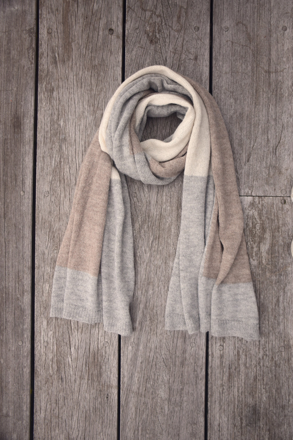 ZAKIRA colour block alpaca scarf