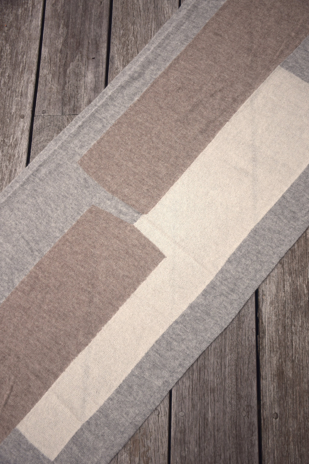 ZAKIRA colour block alpaca scarf